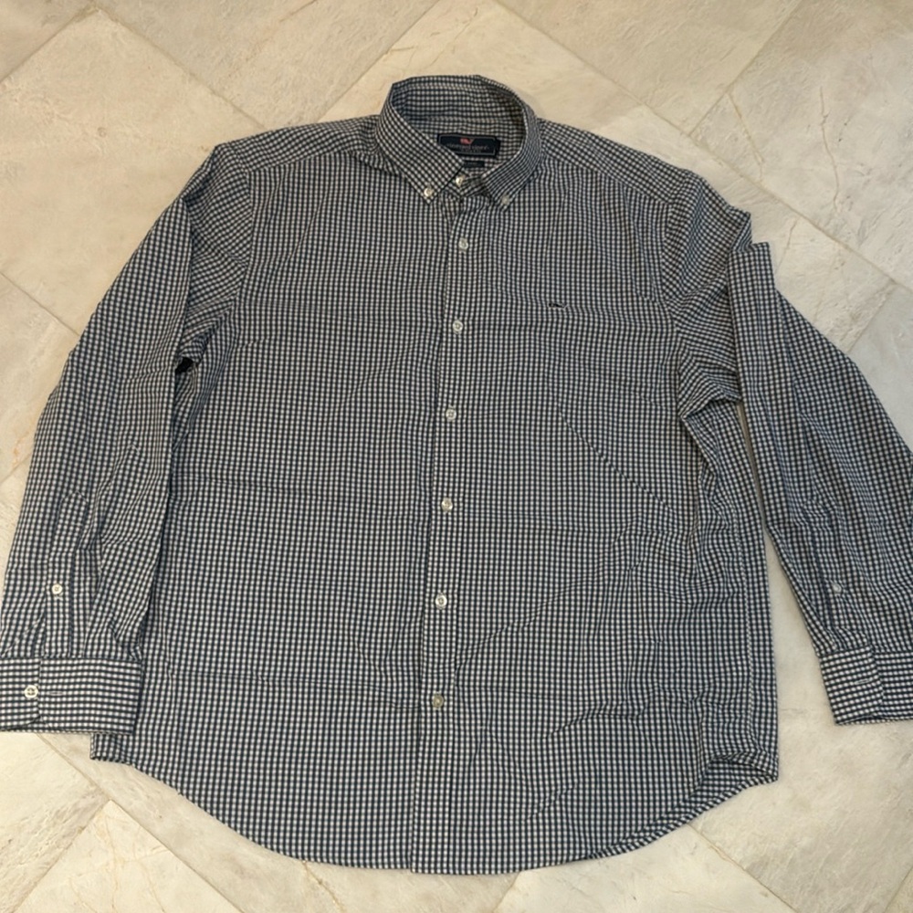 Men’s XL Vineyard Vines navy gingham whale shirt